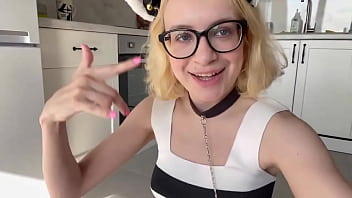 Leave any comment if you like my look #blonde #teen #amateur #cosplay #dancegirl #glasses
