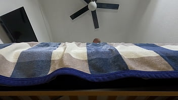 Gamers gets his dick sucked