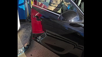 Flashing at a petrol station