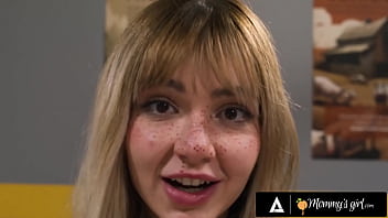 Petite babe has threesome with 2 milfs