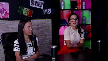 Explicou sobre as preliminares na massagem leva seu trabalho a sério ampliou seus conhecimentos do corpo feminino e no squirting cadu sem fôlego watch sheer red