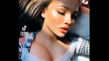 Big tits try not cum 18