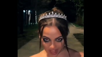 Big tits try not cum 18