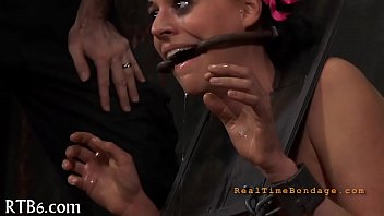 Hoisted hotty waits lustily