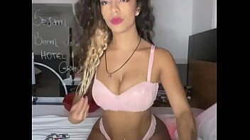 E teve baguncinha no quarto de motel ️