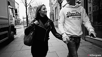 Killergram amirah adara’s hardcore couch ride ends with her bald pussy covered in sticky cum