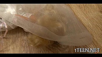 Babe pleasures man with oral service