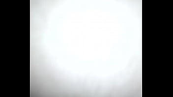 Namorada sentando com a bucetinha gostosa