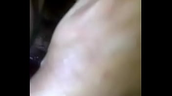 Le encanta tocarse siempre