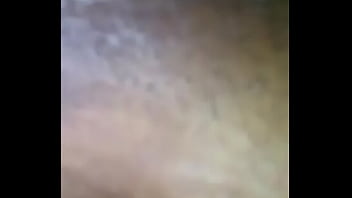 Le encanta tocarse siempre