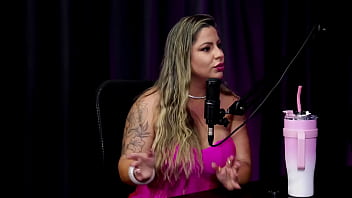 Anão usa vibrador na buceta da safada após dizer que ubiu na privada pra comer a mulher no banheiro não sabe se teria um relacionamento liberal começou com um casal pitoco watch sheer red