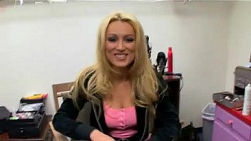 These chicks are naughty