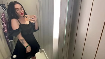 I took some selfies while trying new clothes