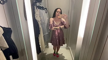 I took some selfies while trying new clothes