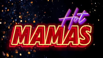 Sexo grupal com milf magrinha que adora ser penetrada por várias rolas