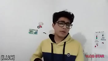 Jovencito bien cachondo pidiendo pene a gritos Jovencito bien cachondo pidiendo pene a gritos