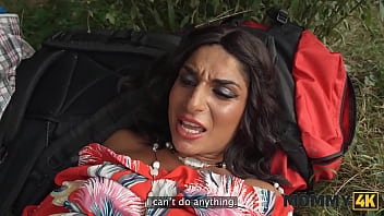 Mommy4k cougar valentina sierra is having a hard sex with her offspring&rsquo;s bf in public