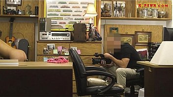 Perky tits babe sucked and pounded hard