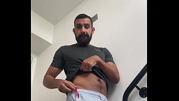 Flashing and cuming on stairwell