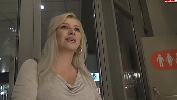 Vanessakiss fick in c&a 100% public