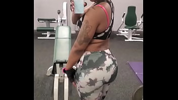 Diamond ortega gym cellphone tease