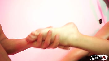 Masajeando y follando el tremendo culazo de susy gala