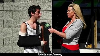 These horny amateurs know that money talks 27