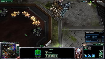 Abogada caliente se pone en 4 para que un pato cachondo le meta los dts la hace venir