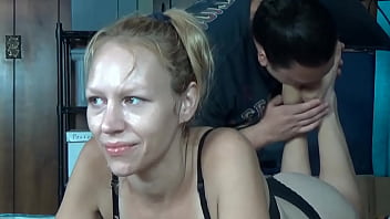 A hot woman like aurora cromwell can always tell when a session guy is posing as a legit photographer it's really easy t