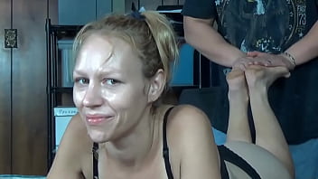 A hot woman like aurora cromwell can always tell when a session guy is posing as a legit photographer it's really easy t