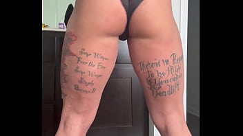 I’ll be honest i have no idea how to do a competitive booty pose so yall bout to get some practice ones for hump