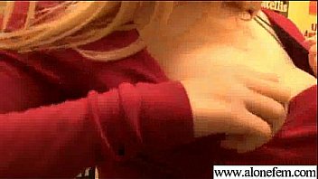 Solo girl get to orgams with all kind of sex toys video 05