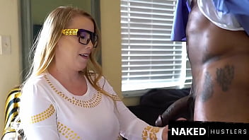 Make those big white milf titties bounce