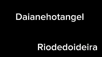 Chamei meu mais novinho pra me fuder com meu corninho fiquei toda fudida