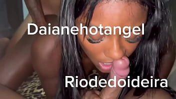 Chamei meu mais novinho pra me fuder com meu corninho fiquei toda fudida