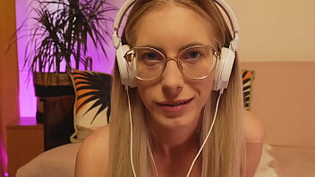 Nikki gia makes you cum with her voice