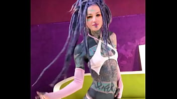 A little behind the scenes of a photoshoot how do you like the outfit #photoshoot #behindthescenes #outfit