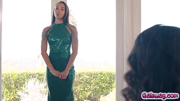 Alexis tae lesbian sex with penny barber