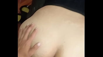 My girlfriend quiere two pingas