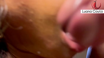 Mamando o namorado do minha prima enquanto a corna filma tudo