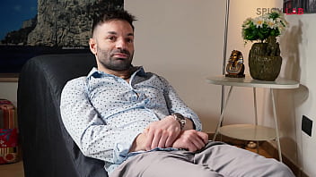 Psicanalize anal and pussy therapy for the wanker