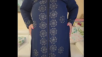 Fat ass and big boobs mature grandma kissing her lover