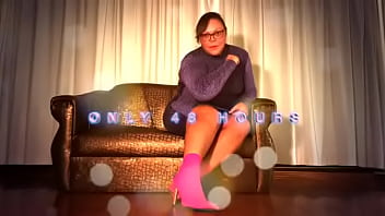 Its my birthday celebrate with me and get 24% discount on my gallery #birthday #adultcontent #dominatrix #bdsmdungeon #