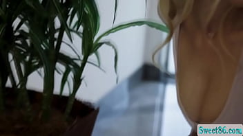 Please be comfortable and give me your best relaxing massage