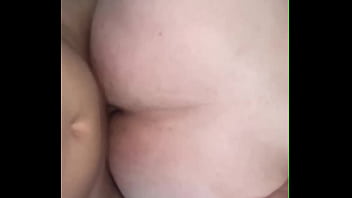 Mais uma vez enchendo a gordinha de leite