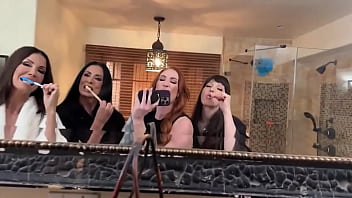 Porn it’s important to brush your teeth after lunch and before sexy time for adulttime’s #letmeintoo wit