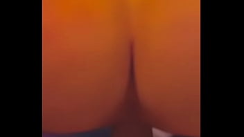 Sexo com a namorada escondido amador em casa