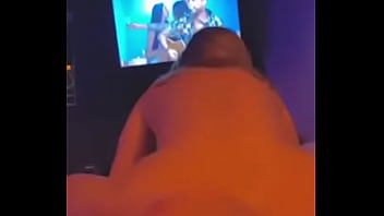 Sexo com a namorada escondido amador em casa