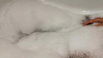 Watch my stunning stepsister wanna enjoy she's tanned d body