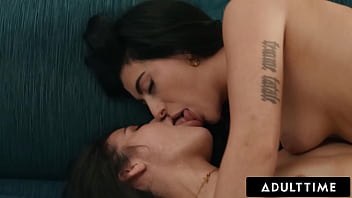 Kylie rocket & gal ritchie lesbian love making roomies